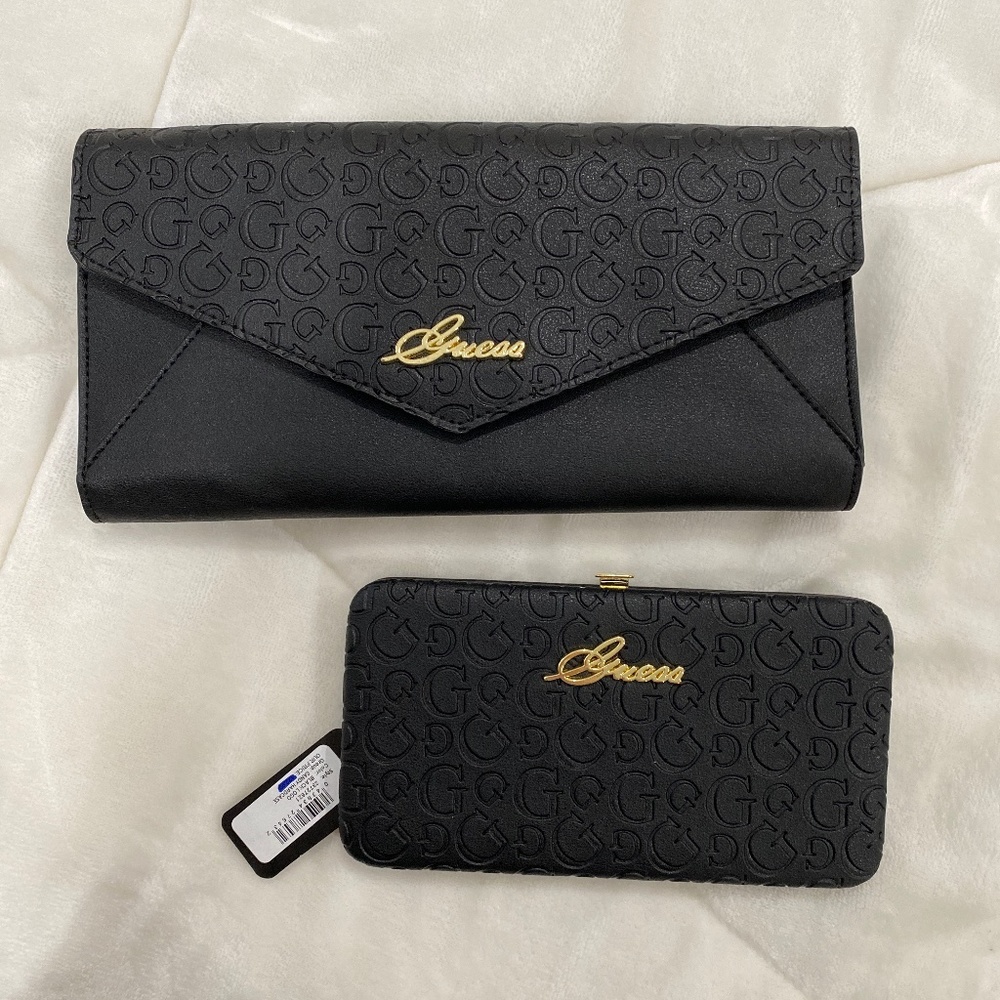 Guess clutch and wallet